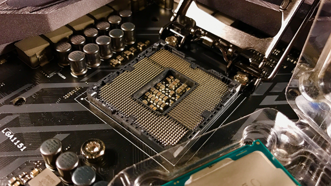 Если бюджет Intel B460 Comet Lake поддерживает разгон, вы можете поблагодарить AMD