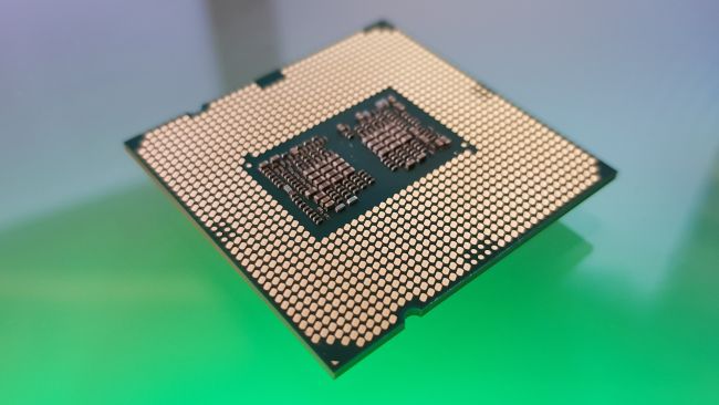 Наш разогнанный процессор Intel Core i9 10900K потребляет 331 Вт энергии